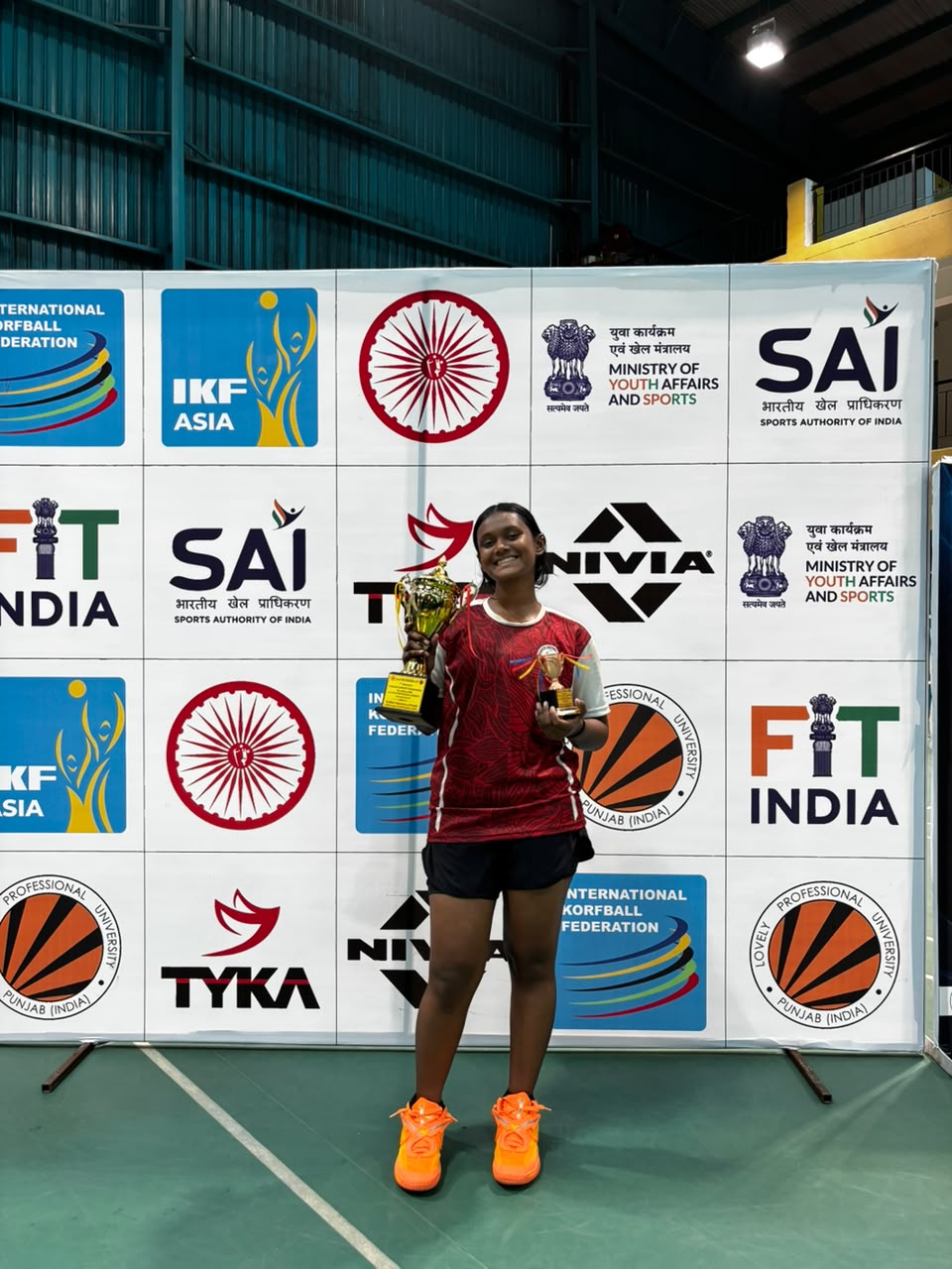 TANISHKA BANGERA MAKES RAJHANS VIDYALAYA PROUD WITH KORFBALL ACHIEVEMENTS